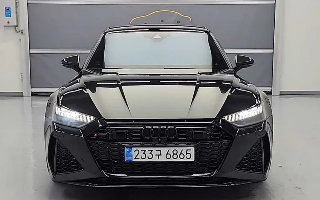 수원중고차할부조회 RS7 (4K) 4.0 TFSI  콰트로 퍼포먼스 매물 사진 7 - 2025/09 9,792km